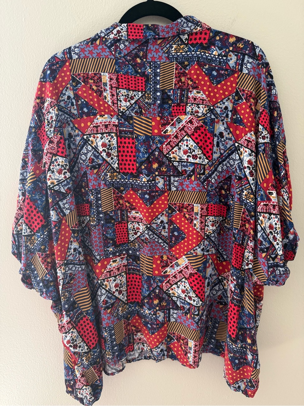 Printed patchwork blouse - Picture 2 of 3